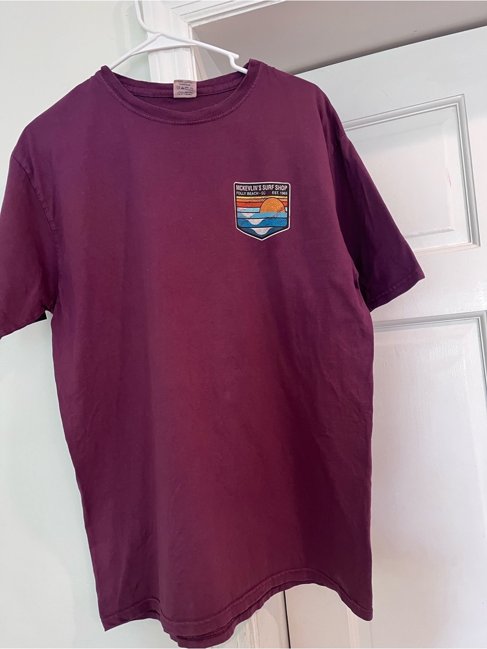 McKelvin’s Surf Shop t shirt vintage size medium
